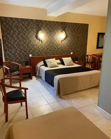 Hotel Bon Encontre 3*